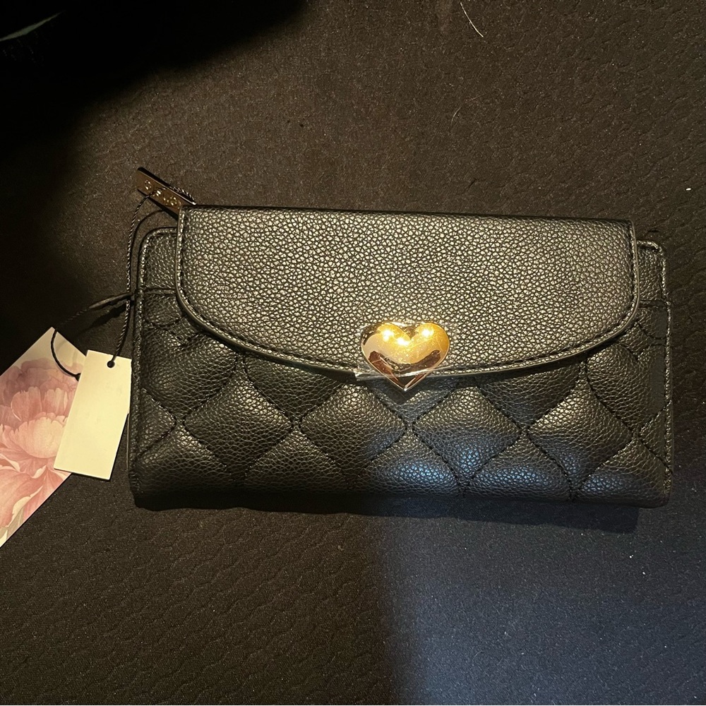 Kensie Quilted Bifold Long Wallet
